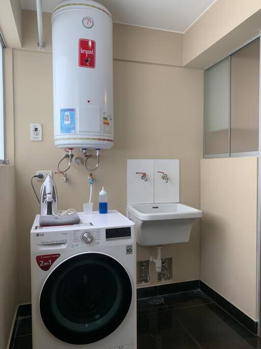 לימה Mla Apartments - Kennedy מראה חיצוני תמונה